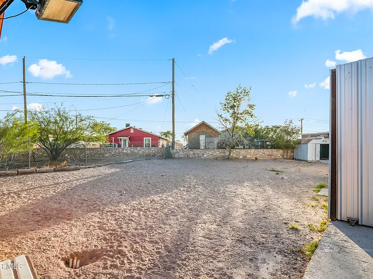 13475 Sunset Hills Dr — Photo 35