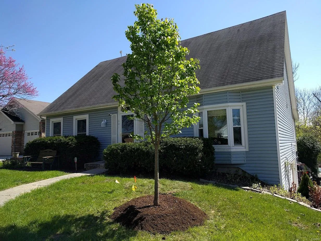 601 Woodchuck Ln photo 1