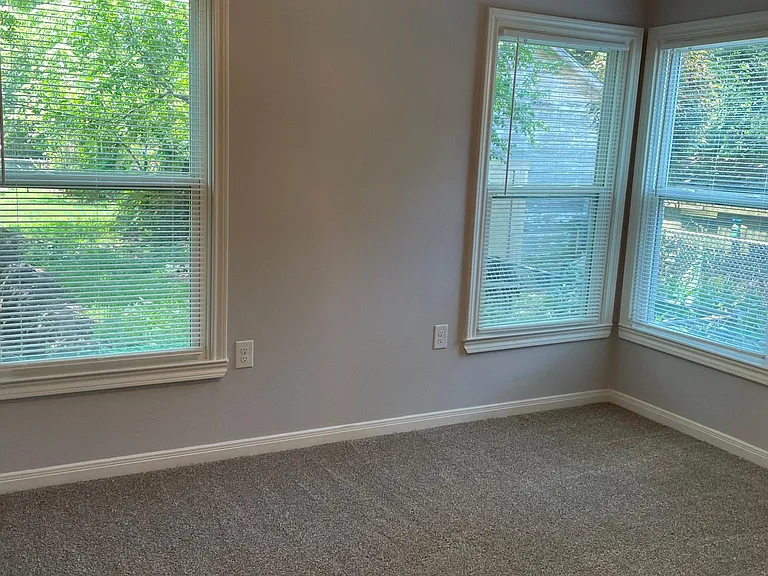 3024 Colonial Ave — Photo 12