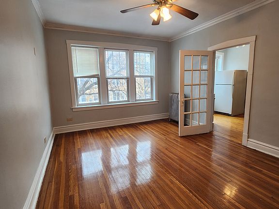 3rd image of 229 Washington Blvd APT 2S