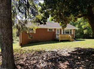 235 Fowler Cir, Dobson, NC 27017