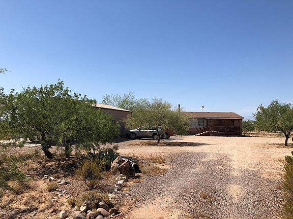 3rd image of 6537 E Grace Ln