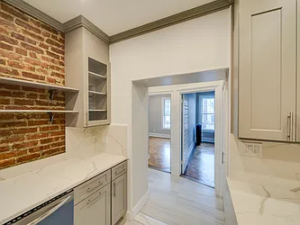 Rented by Bouklis Group