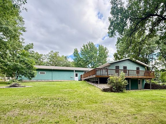 2nd image of 1811 Timber Ln NE