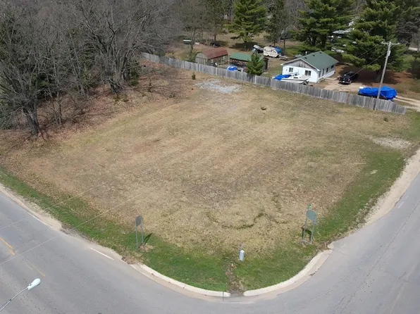 3976 Snyder Rd, Wellston, MI 49689