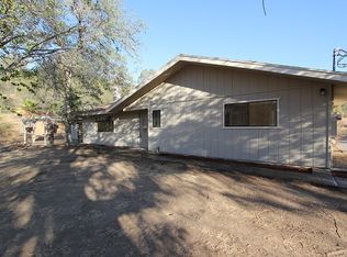 30765 Pennyroyal Ln, Prather, CA