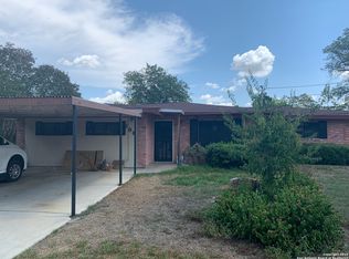 106 Gaiety Ln, Kirby, TX 78219