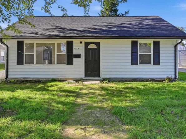 1713 E 24th St, Muncie, IN 47302