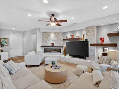 17126 W RED CLIFF Drive, Surprise, AZ, 85387