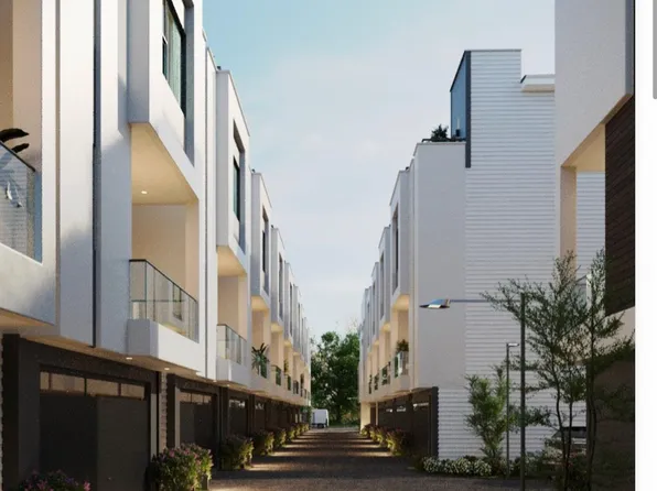 2922 Sauer St, Houston, TX 77004