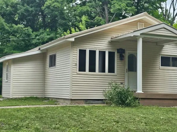 1802 Werner St, Marquette, MI 49855