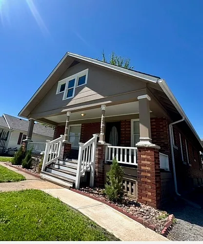 628 S Ash Ave Photo 1