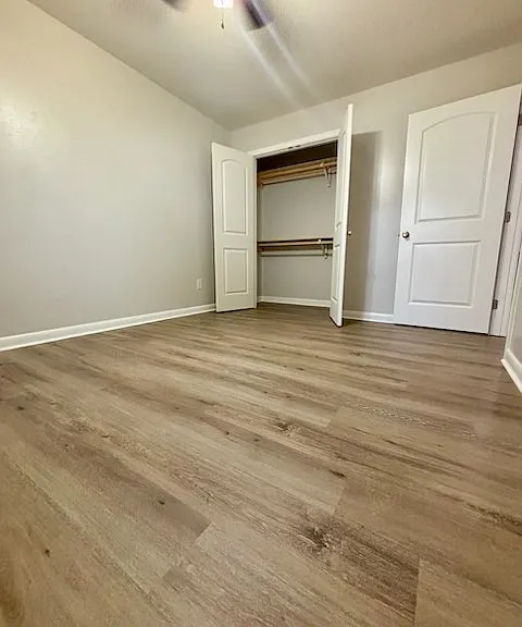 120 Leisure Ln — Photo 3