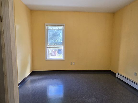 5th image of 25 Sumner St APT 2