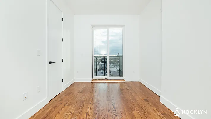 Rented by Nooklyn NYC LLC | media 15