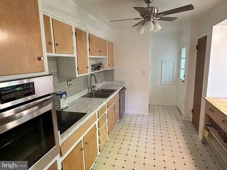 7020 Ted Dr — Photo 6