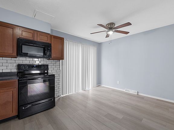 5th image of 4080 Larry Pl #4082