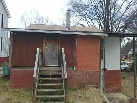 3rd image of 855 Lawsonville Ave