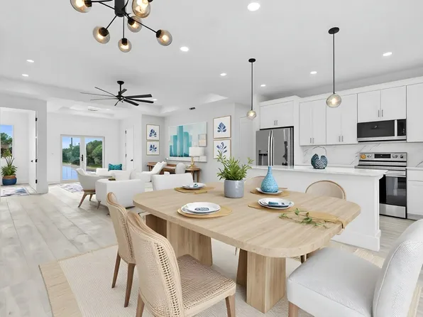 13438 Mcintosh Avenue, Port Charlotte, FL 33981