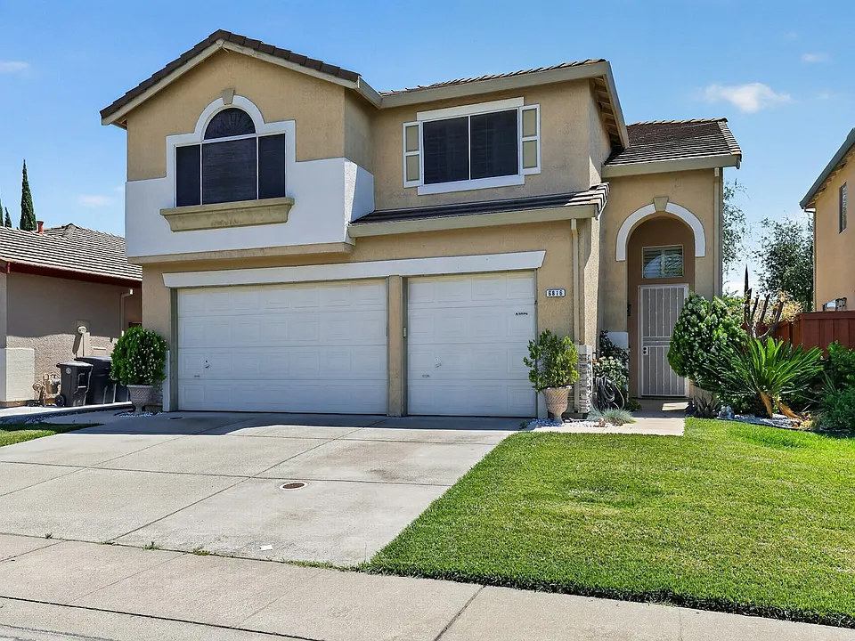 6816 Trailride Way
