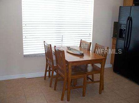 2nd image of 292 Solaris Wharf St