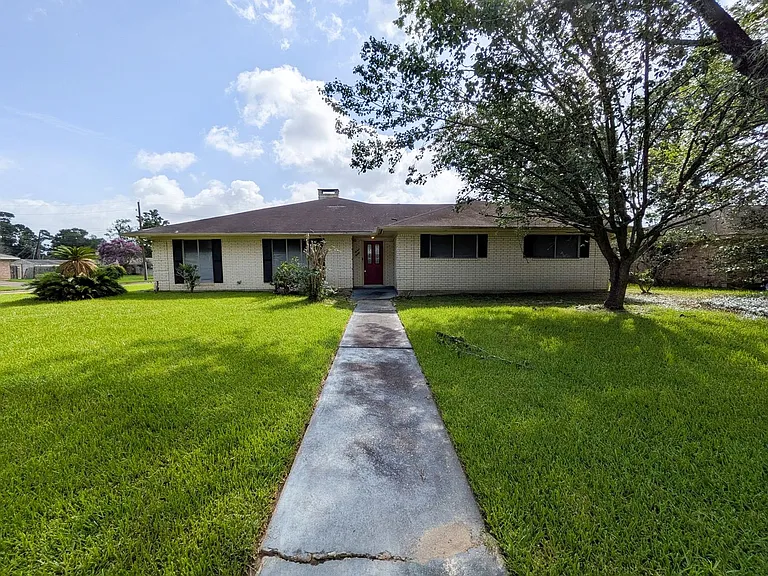 790 Norwood Dr — Photo 1