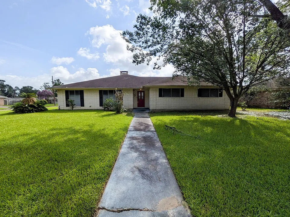 790 Norwood Dr