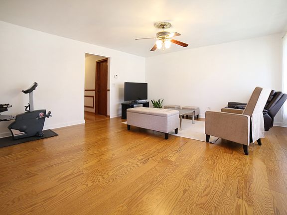 2nd image of 5857 N Medina Ave