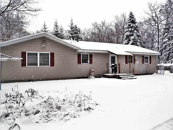3rd image of 103 Hardwood Ave