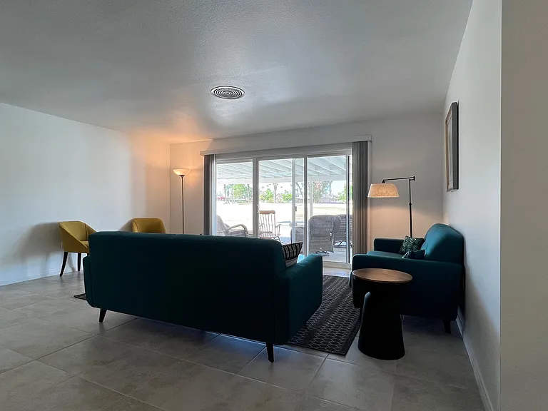 42995 Texas Ave — Photo 6