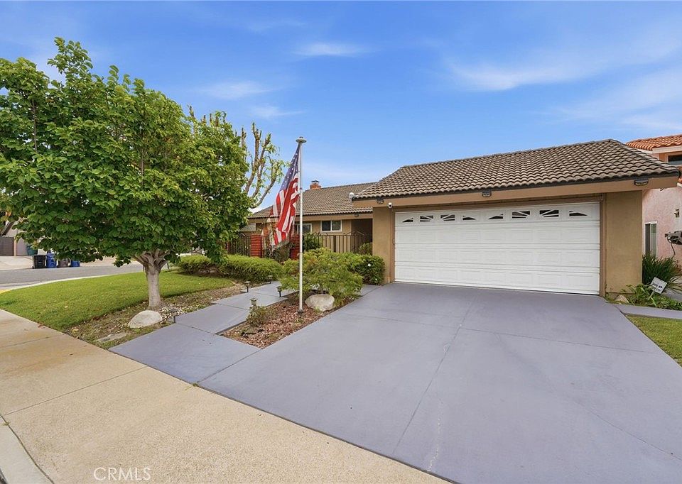 1st image of 9212 Daffodil Ave