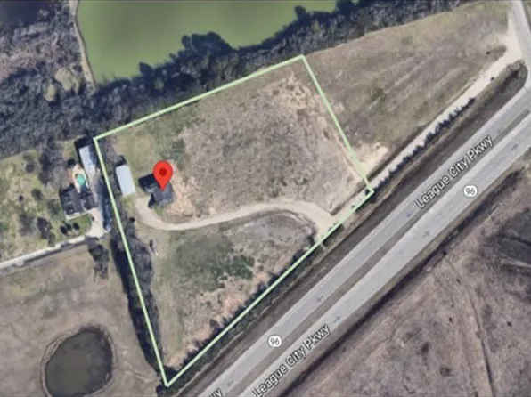 2830 Anders Ln, Kemah, TX 77565