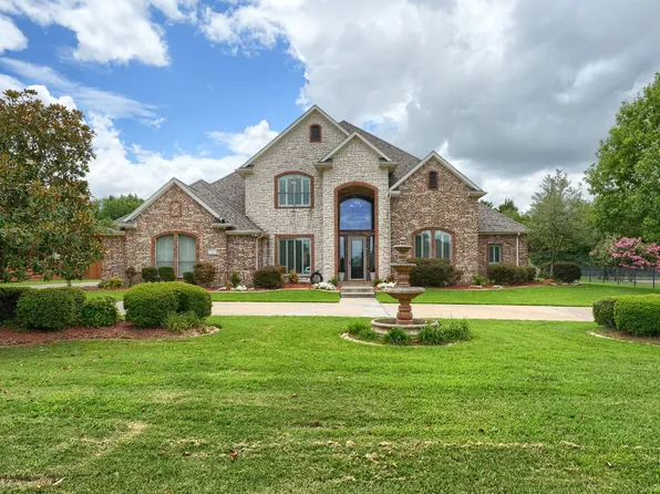 333 New Hope Rd, Sunnyvale, TX 75182