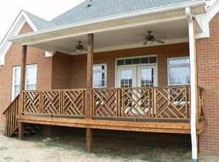 1033 Dorset Dr, Hendersonville, TN 37075