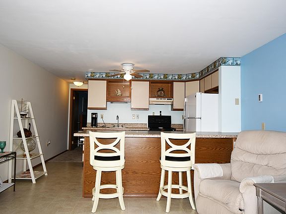 4th image of 4390 N Us Highway 23 Unit 106