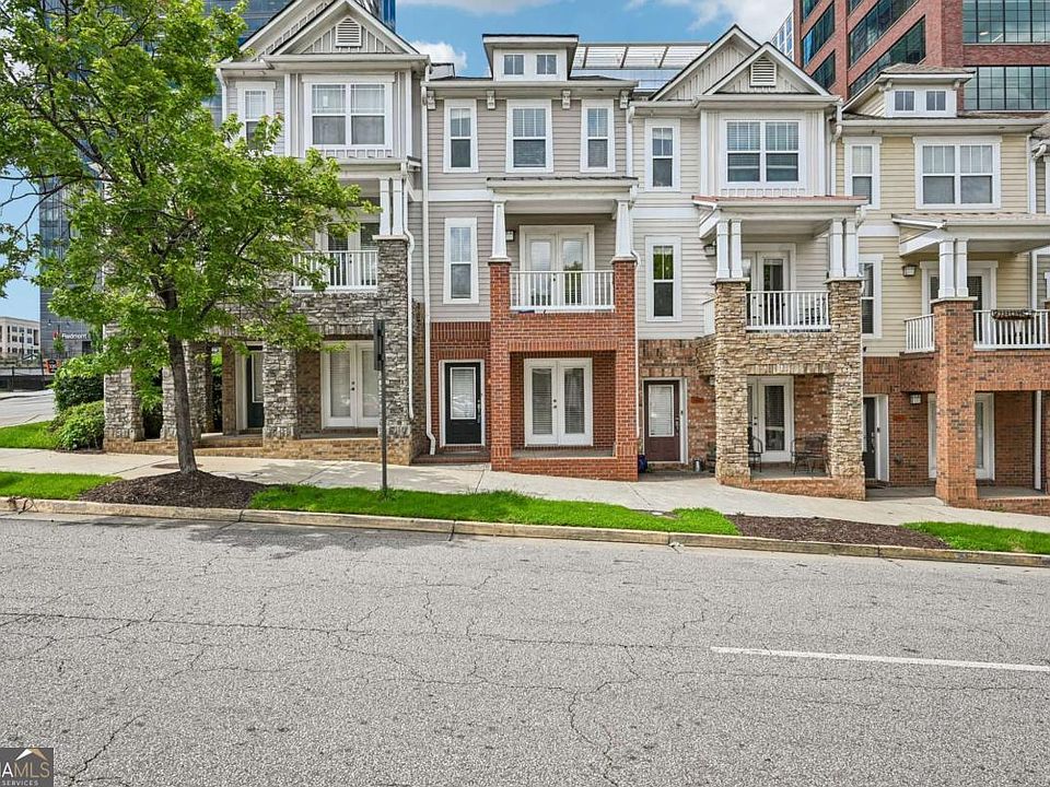1st image of 209 16th St NW #27