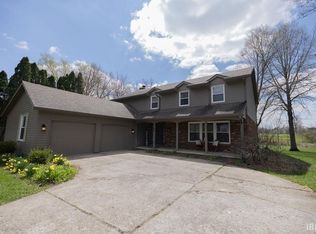 435 N Cherry Wood Ln, Muncie, IN 47304