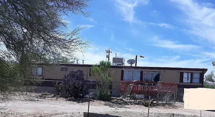 1st image of 12765 W Castle Dr