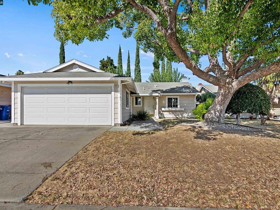 1st image of 2042 Newport Dr