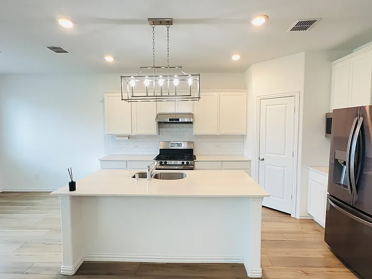 7908 Lindheimer Ln — Photo 12