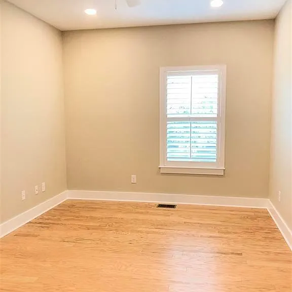 1602 E Maxwell St #B — Photo 9