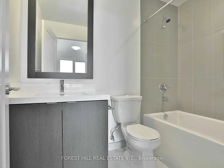 7 Mabelle Ave #3904 — Photo 25