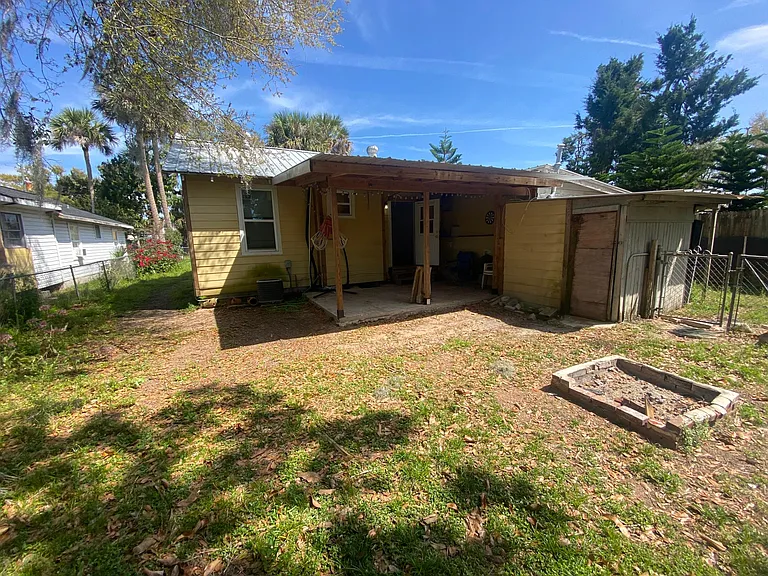 2532 Belmont Ave — Photo 6
