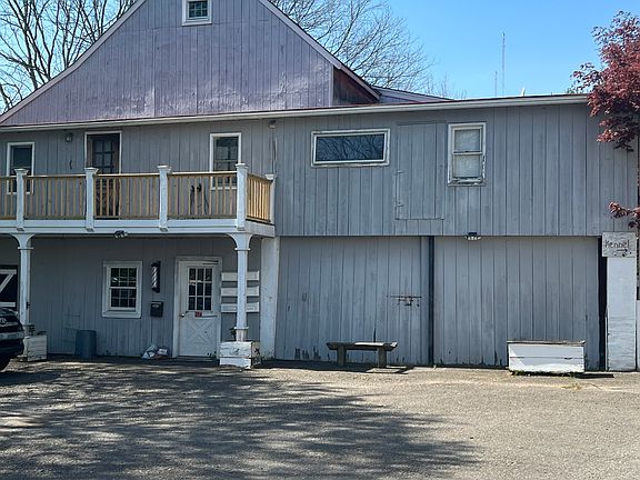4th image of 1040 Taylorsville Rd APT 1