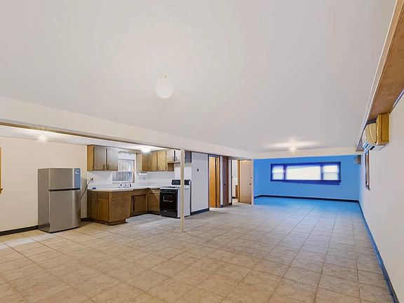5th image of 6128 S Kilpatrick Ave #1