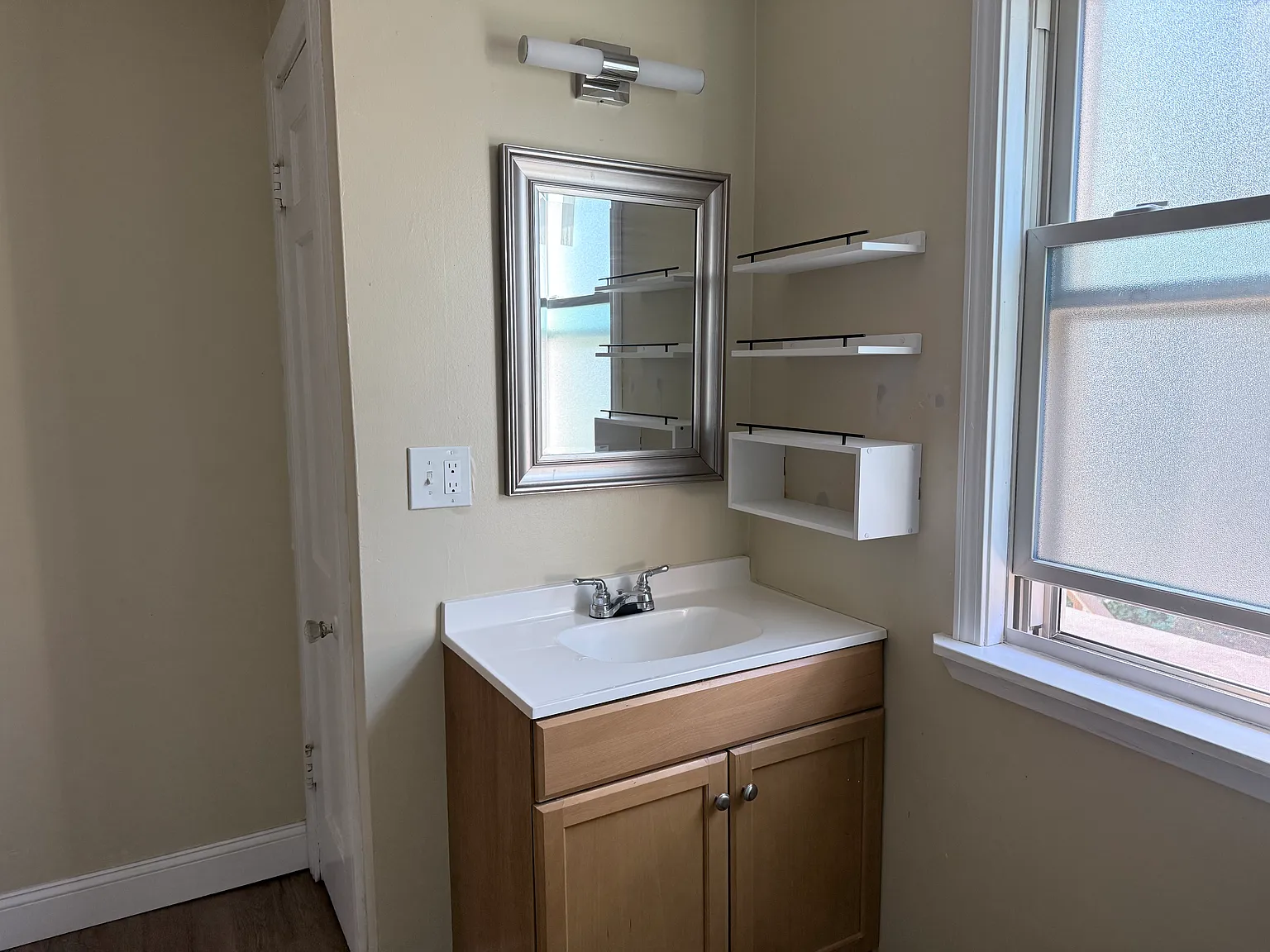 2 bed, 860 sqft, $1,250 — Photo 4