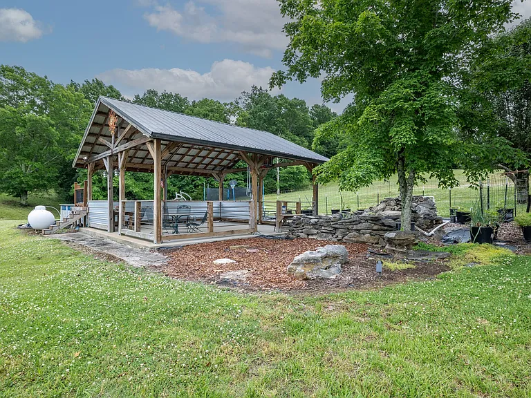 2541 Mooresville Hwy — Photo 32