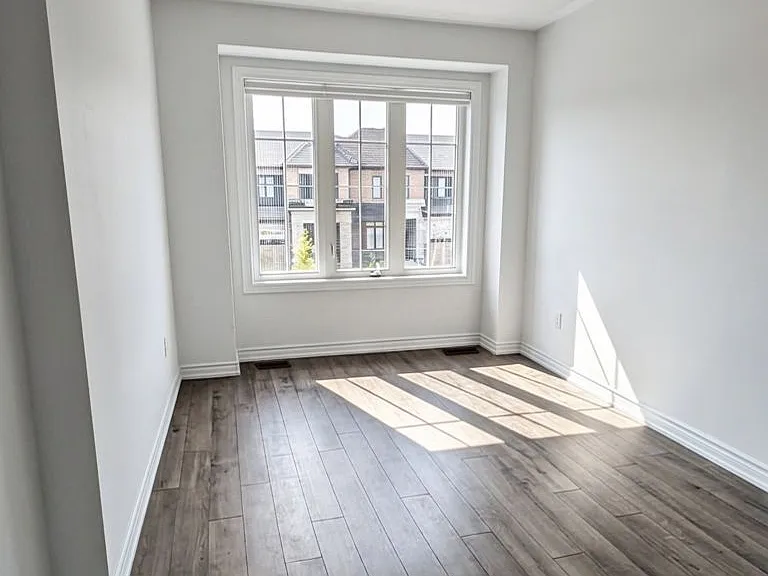17 Rochester Dr — Photo 21
