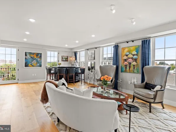 312 Washington St #502, Alexandria, VA 22314