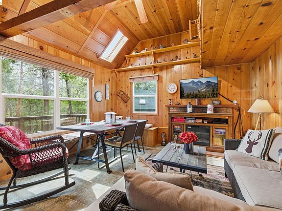 4th image of 18838 Sequoia Ln E